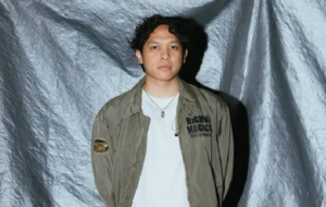 Review Makna Lagu Secukupnya: Cinta yang Cukup Saja