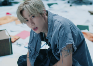 Review Makna lagu Hold On: perjuangan mempertahankan Cinta