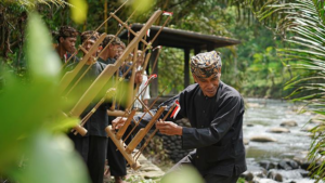 Evolusi Musik Instrumen Tradisional Di Era Digital